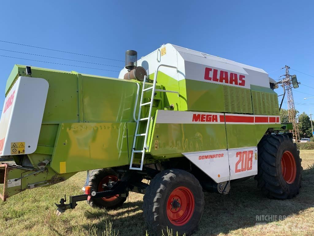 class mega II 208 Kombájnok