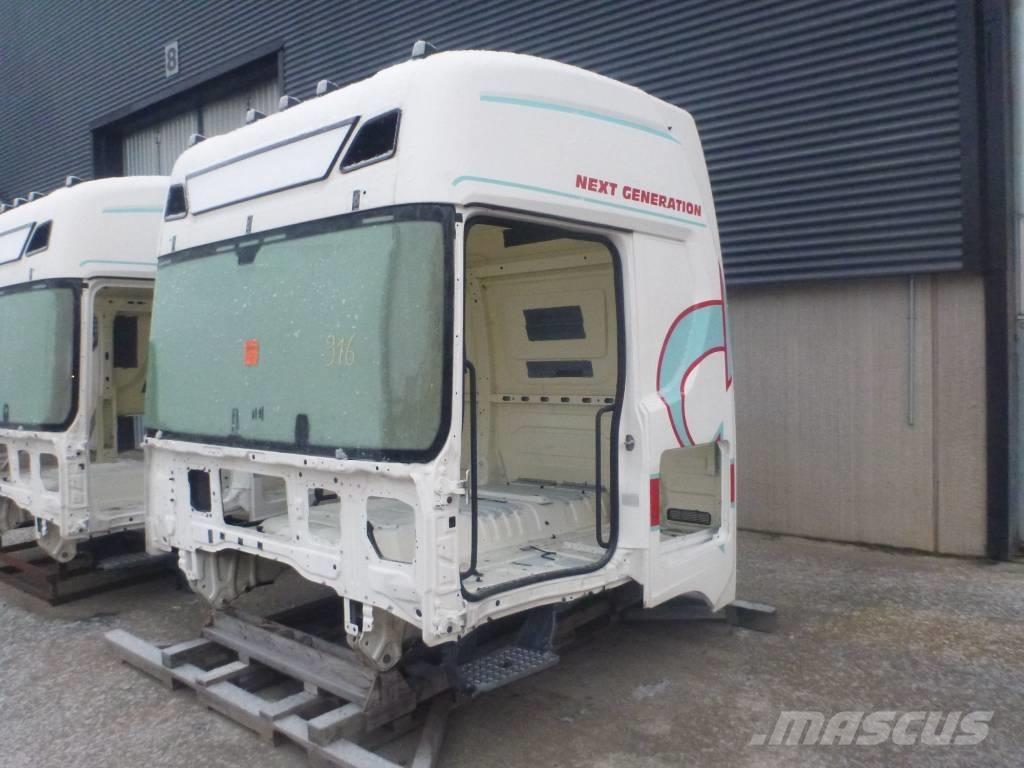 Scania R 650 Vezetőfülke és belső tartozékok