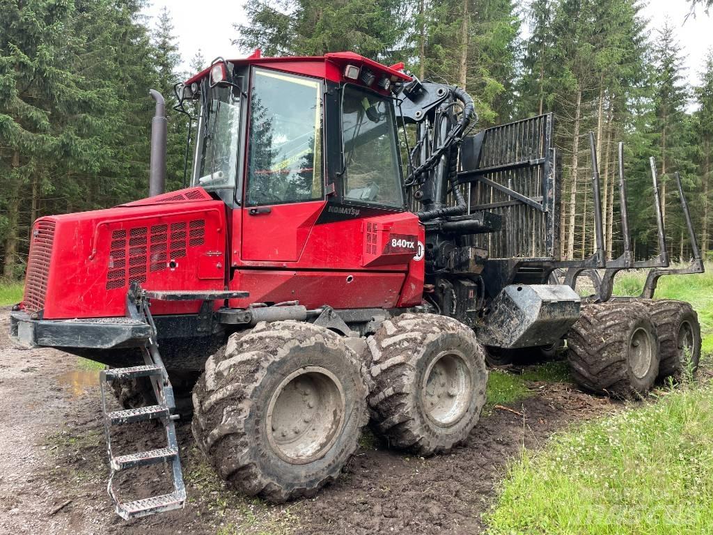 Komatsu 840TX Kihordók