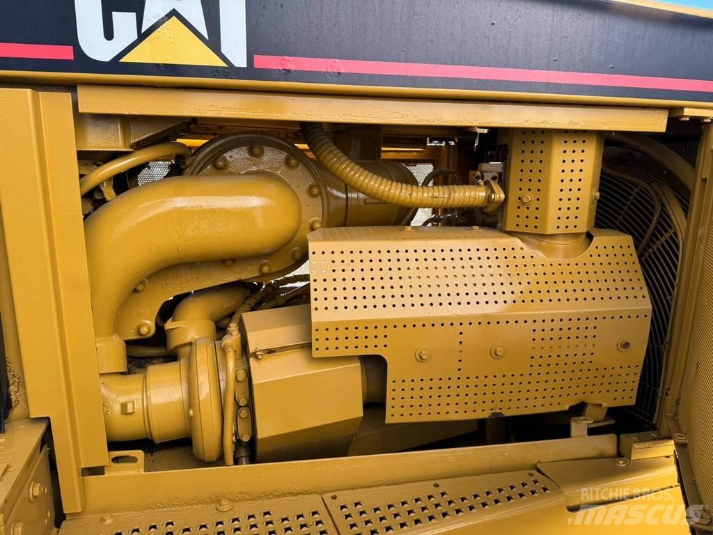 CAT D8R lánctalpas dózerek