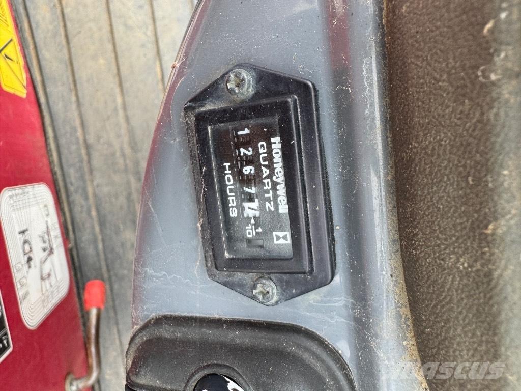 Yanmar SV08 (1D879) Mini kotrók < 7t