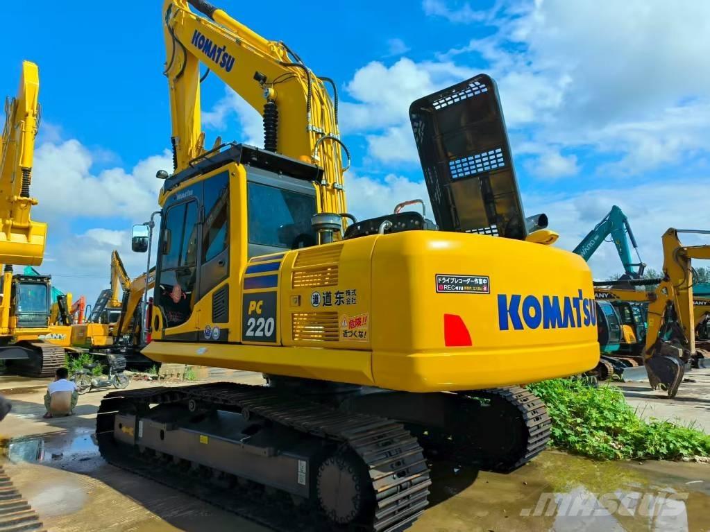 Komatsu PC 220-8 Lánctalpas kotrók