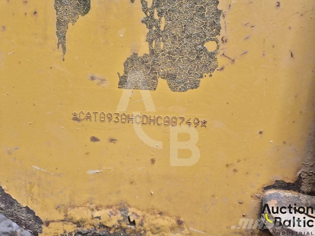 CAT 930 H Gumikerekes homlokrakodók