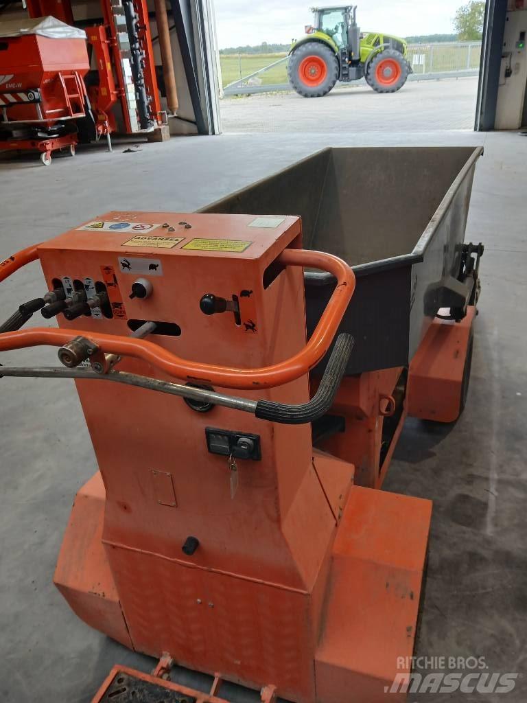 Bernards RCD 1600 Mezei dömperek