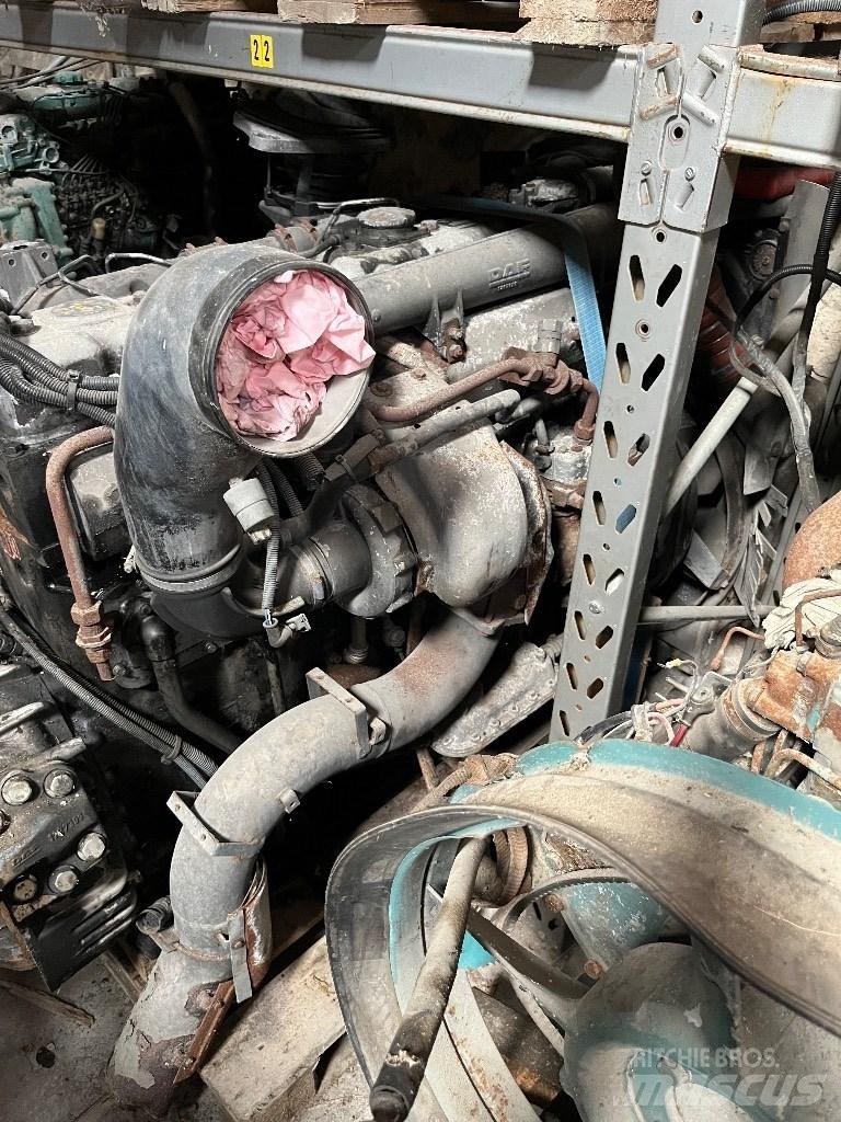 DAF WS295L Motorok