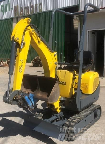 Wacker Neuson 803 Mini kotrók < 7t