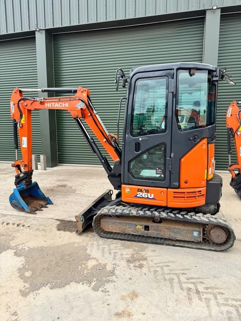 Hitachi ZX 26 U-6 CR Mini kotrók < 7t