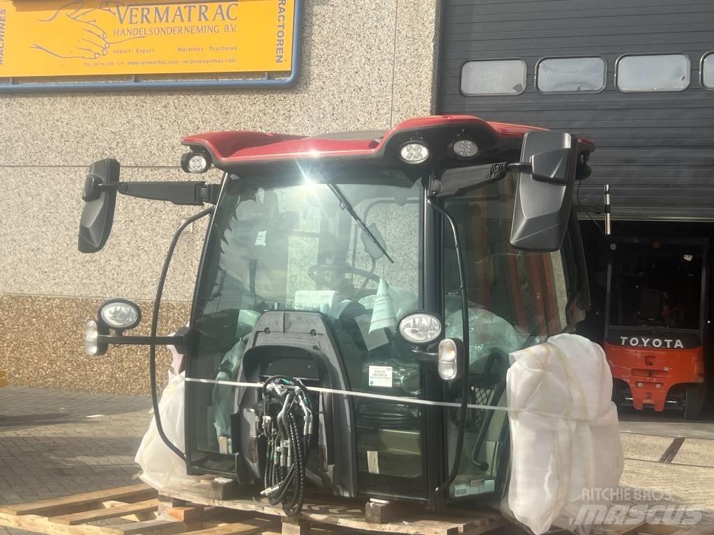 CASE MAXXUM / PUMA Vezetőfülke és belső tartozékok