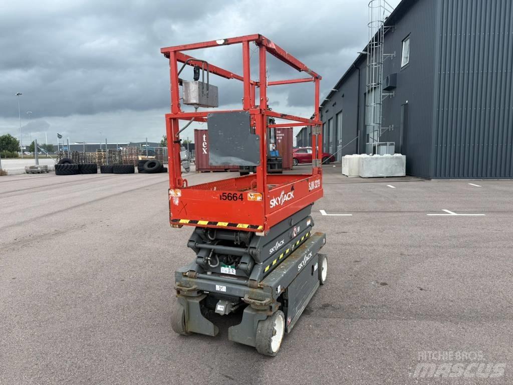 SkyJack SJ 3219 Ollós emelők