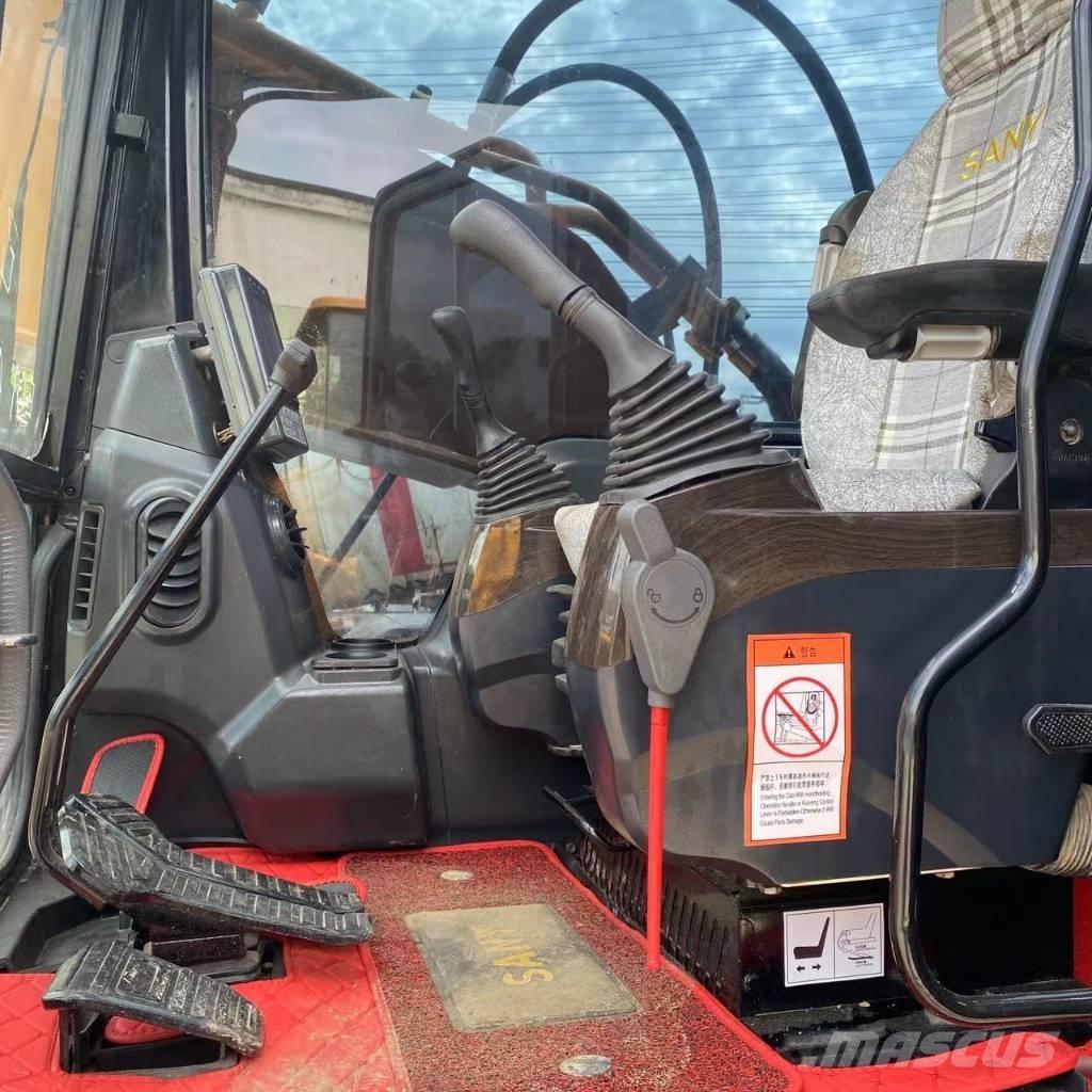 Sany SY 215 C Lánctalpas kotrók