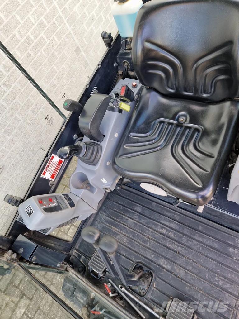 Kubota KX016-4 Mini kotrók < 7t