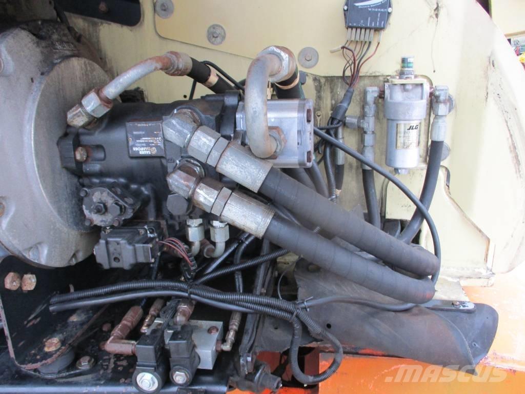 JLG 660 SJ (881) Karos emelők