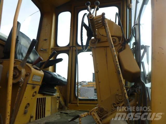 CAT 120 G Gréderek
