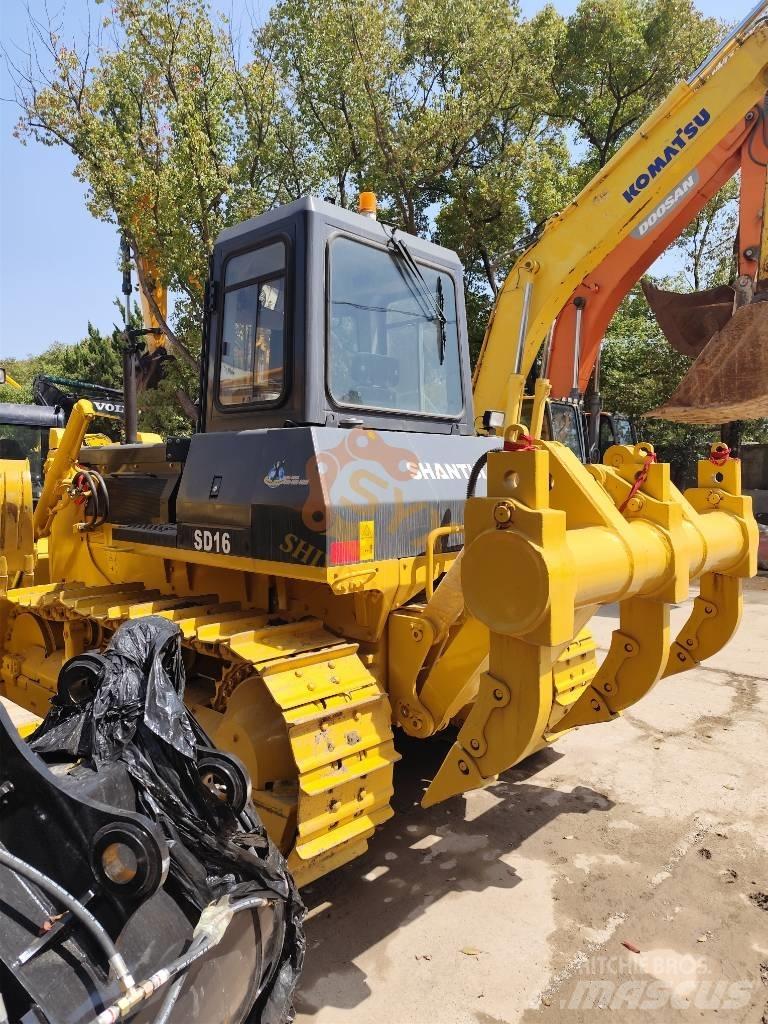 Shantui SD 16 lánctalpas dózerek