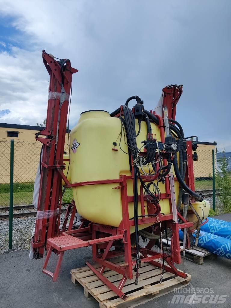 Hardi Master Twin Rögzített trágyaszórók