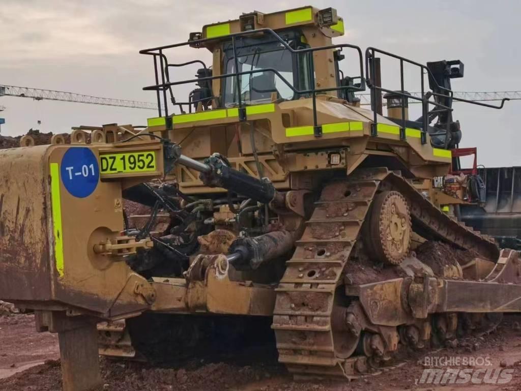 CAT D 11 R lánctalpas dózerek