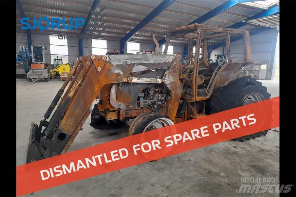 Valtra N121 Traktorok