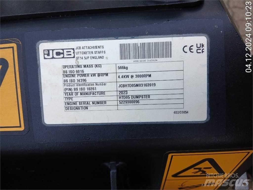 JCB HTD5 mit Tritt Mezei dömperek