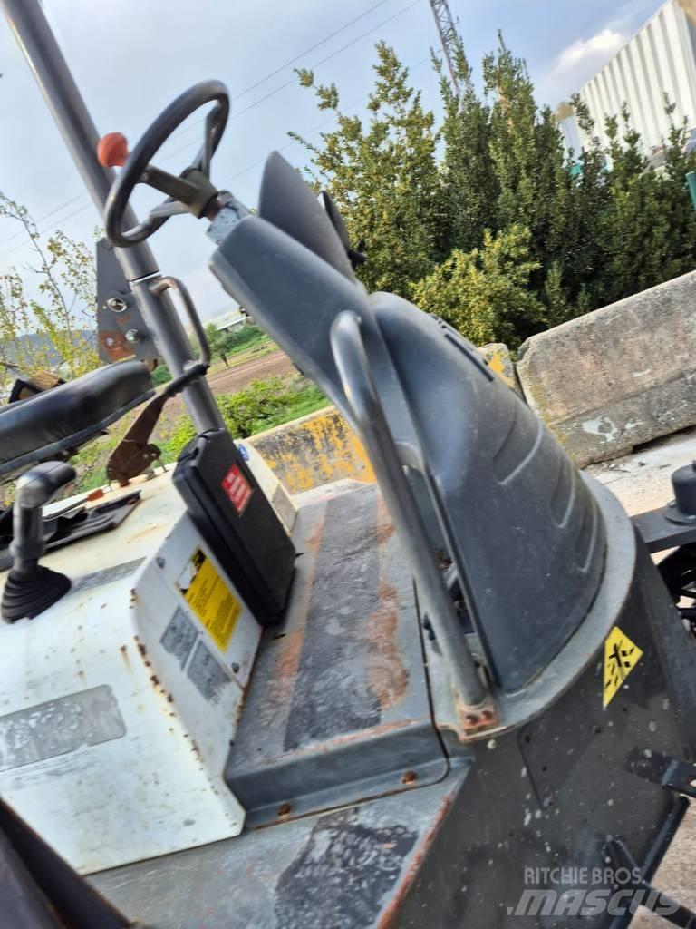 Ausa D 400 AH G Mezei dömperek