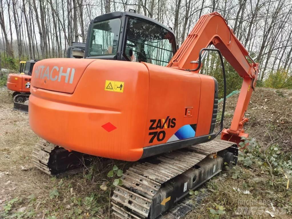 Hitachi ZX 70 Közepes (midi) kotrók 7 t - 12 t