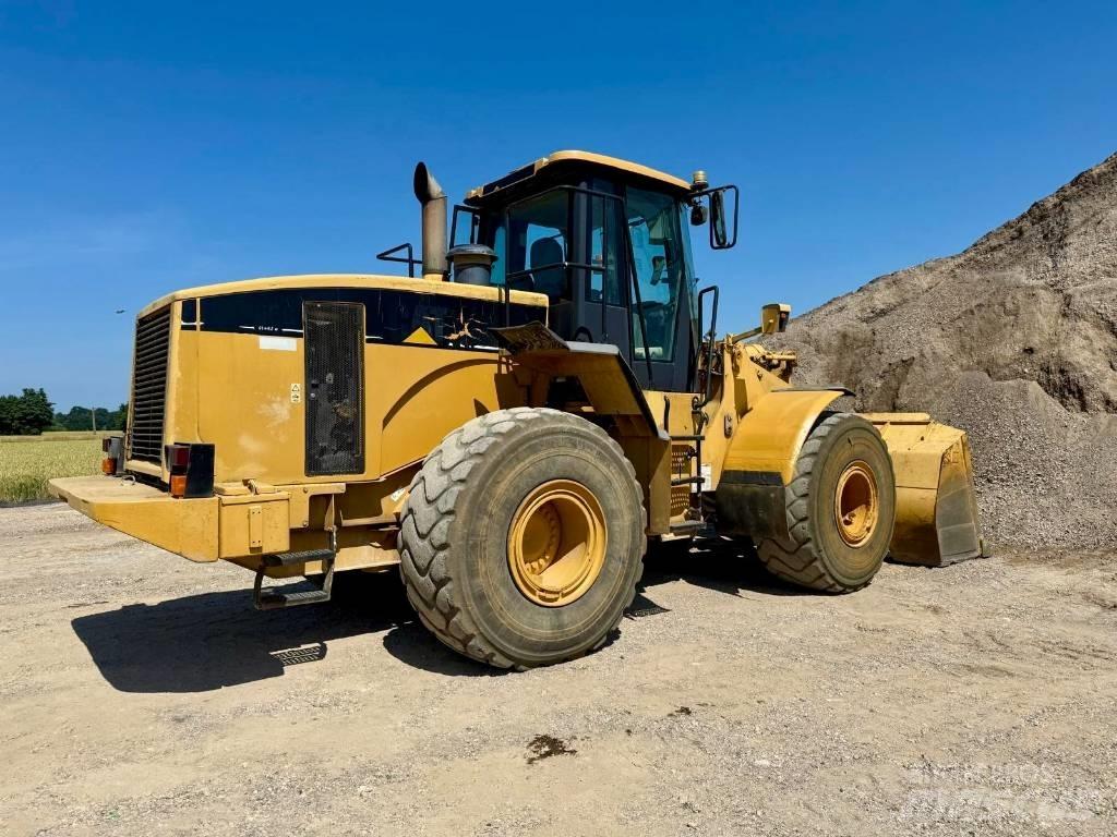 CAT 966 G Gumikerekes homlokrakodók