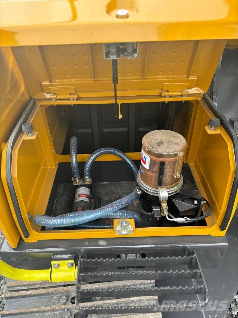 XCMG XE220E Lánctalpas kotrók