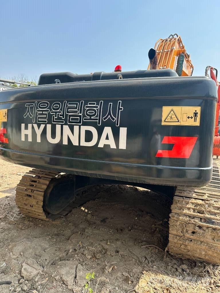 Hyundai 305LC-9S Lánctalpas kotrók