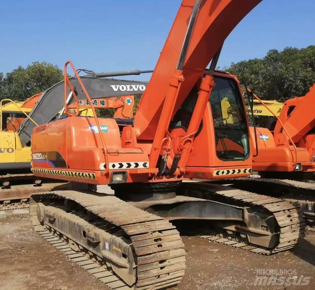 Doosan DH 220 Lánctalpas kotrók