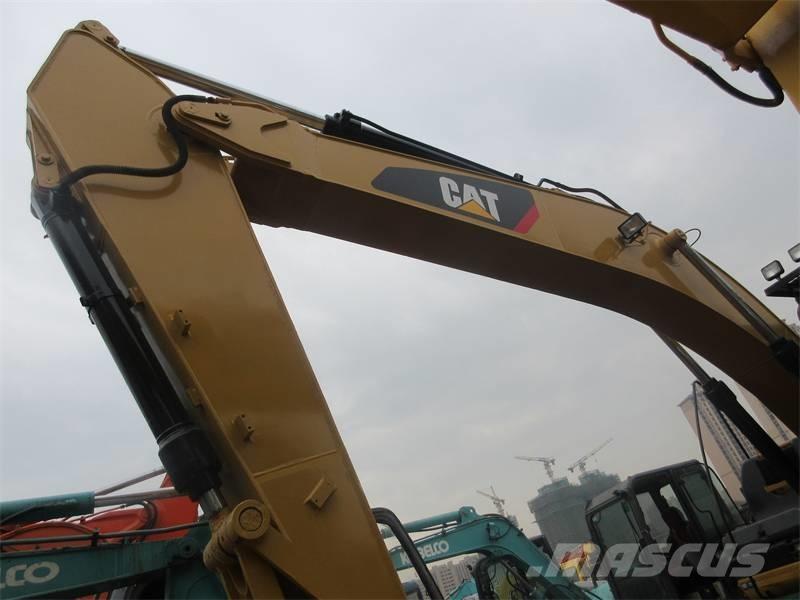 CAT 320 D Lánctalpas kotrók