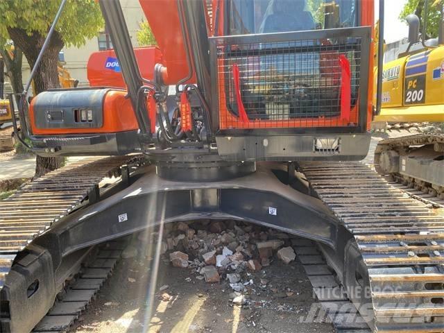 Doosan DX 225 LC Lánctalpas kotrók