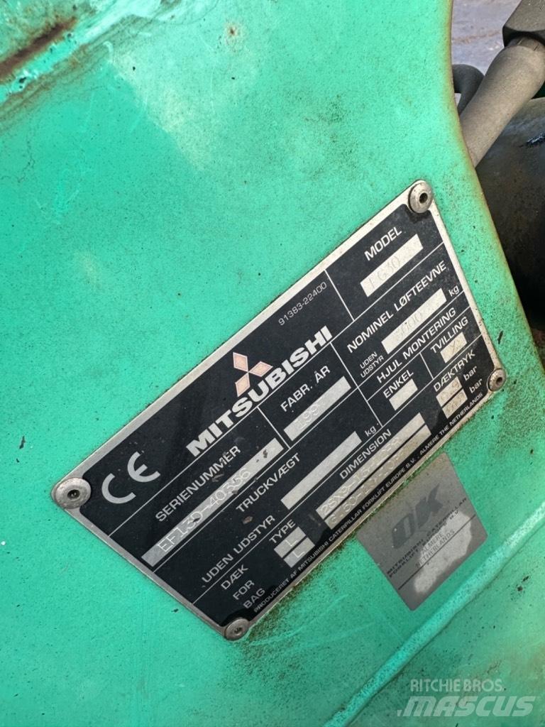 Mitsubishi FG 30 Gázüzemű targoncák