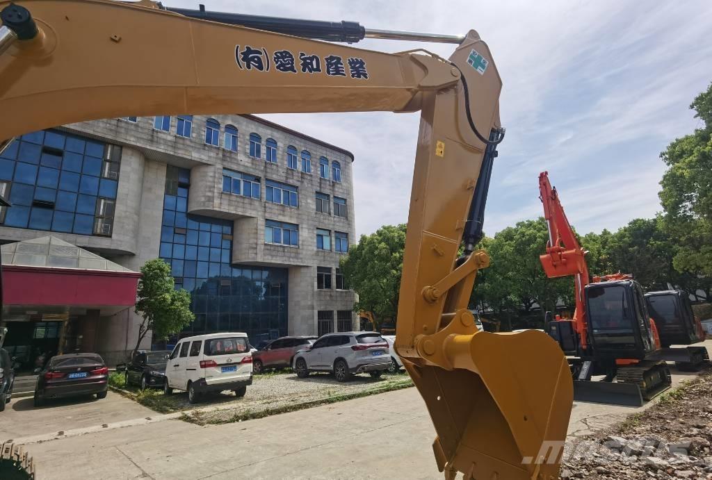 CAT 325D Lánctalpas kotrók