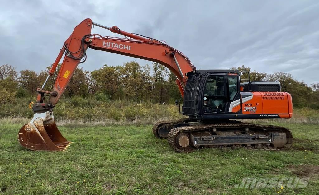 Hitachi ZX 300 LC-7 Lánctalpas kotrók