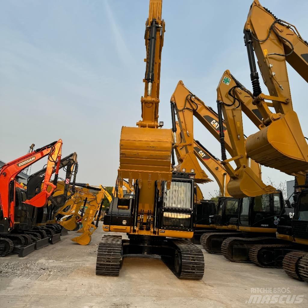 CAT 320D2 Közepes (midi) kotrók 7 t - 12 t