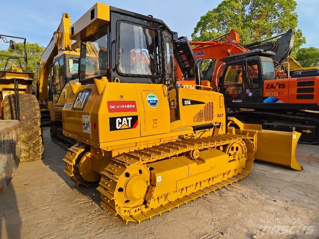 CAT D 5 K lánctalpas dózerek