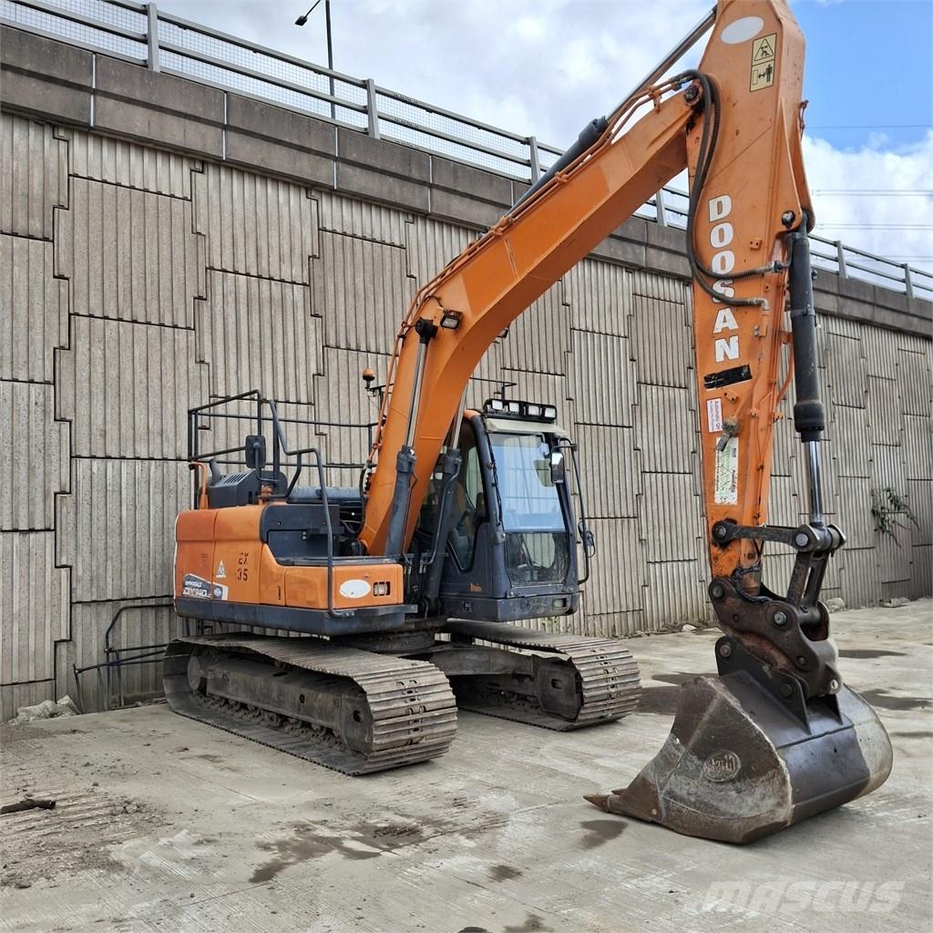 Doosan DX 140 LC Lánctalpas kotrók