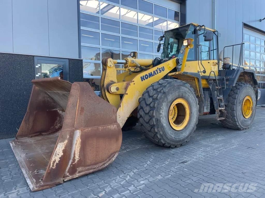 Komatsu WA480-6 Gumikerekes homlokrakodók