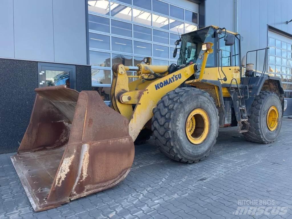 Komatsu WA480-6 Gumikerekes homlokrakodók