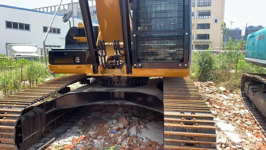 CAT 329 Lánctalpas kotrók