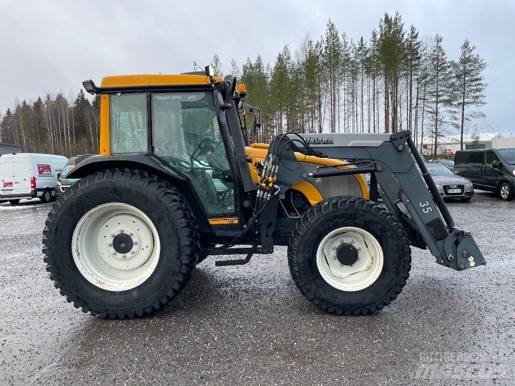 Valtra A 95 Traktorok