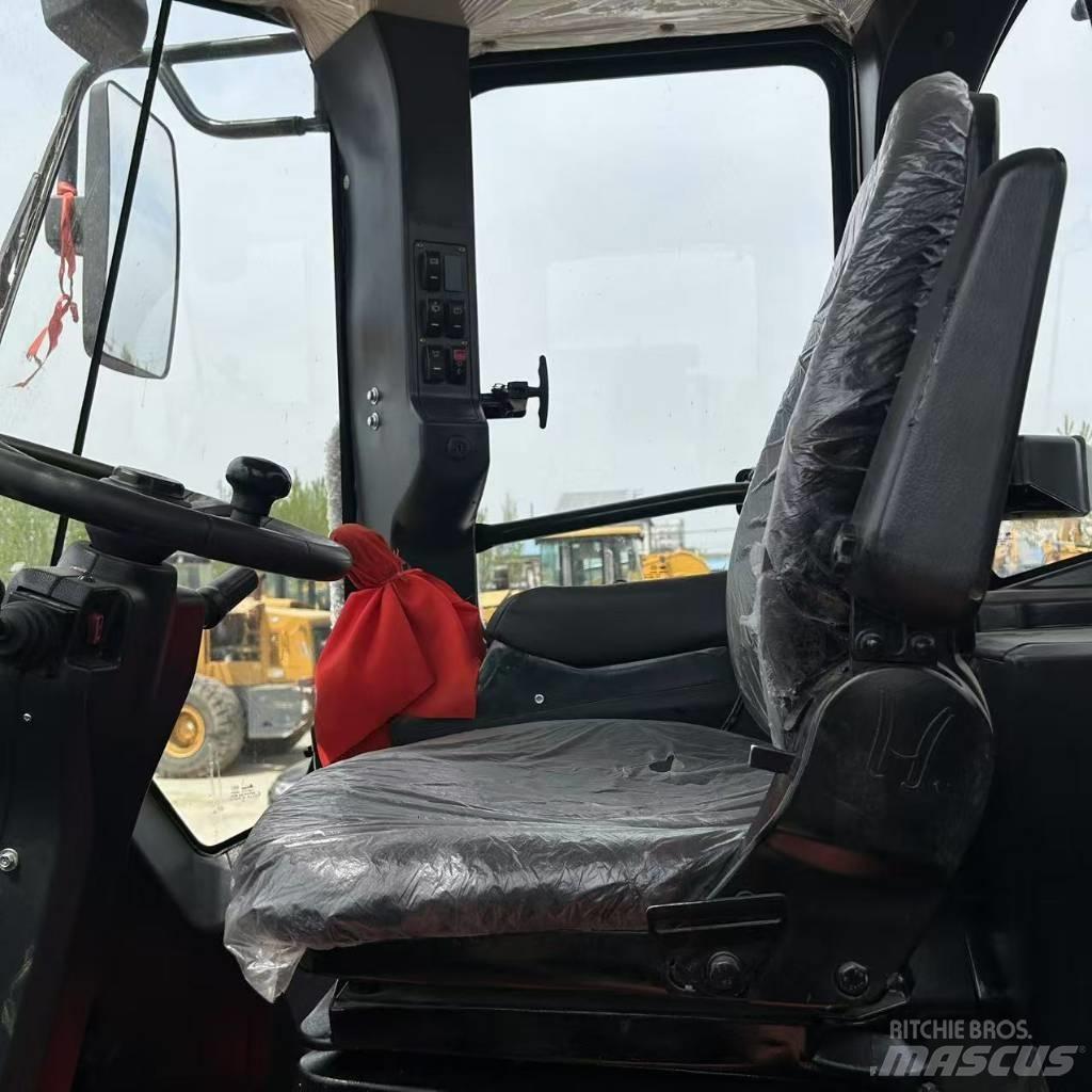 LiuGong 856 H Gumikerekes homlokrakodók