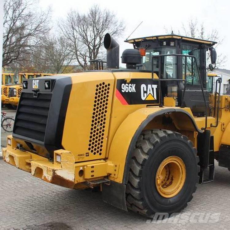 CAT 966K Gumikerekes homlokrakodók