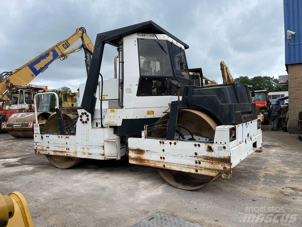 Dynapac CC 722 Ikerdobos hengerek