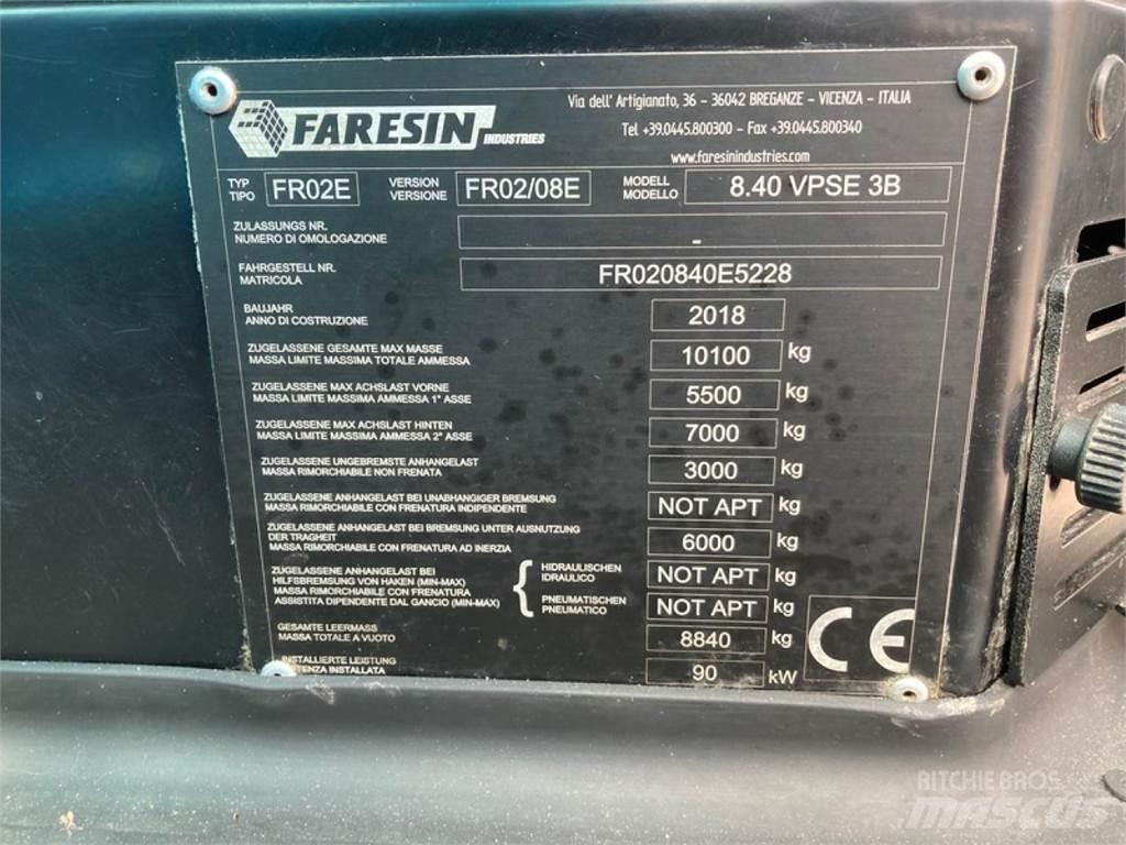 Faresin 840 Teleszkópos mezőgazdasági rakodók