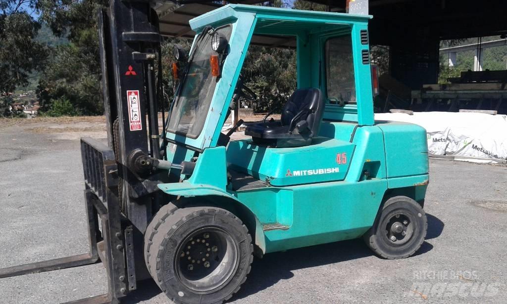 Mitsubishi FD45K2 Dízel targoncák