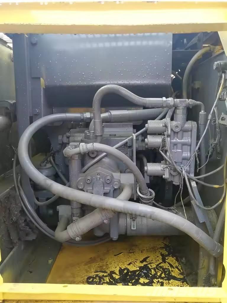 Komatsu PC 120 Lánctalpas kotrók