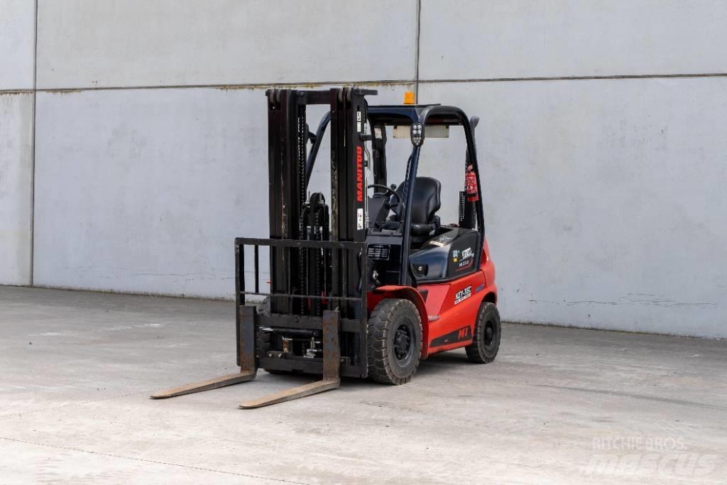 Manitou MI 25 D Dízel targoncák