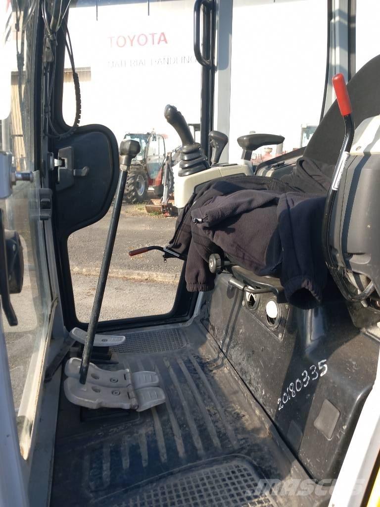 Neuson ET24 Lánctalpas kotrók