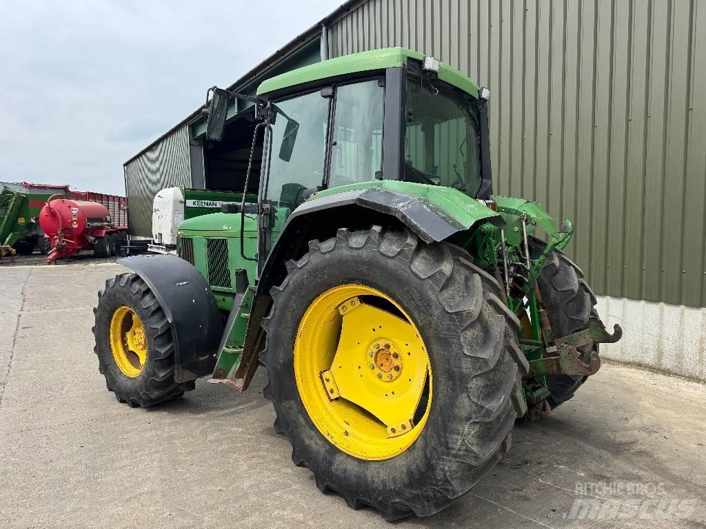 John Deere 6800 Traktorok