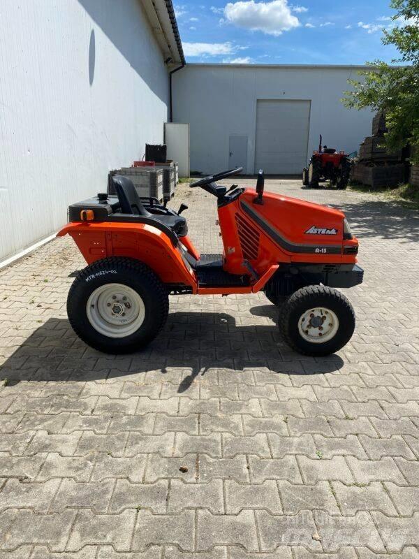 Kubota ASTE A13 Kompakt traktorok